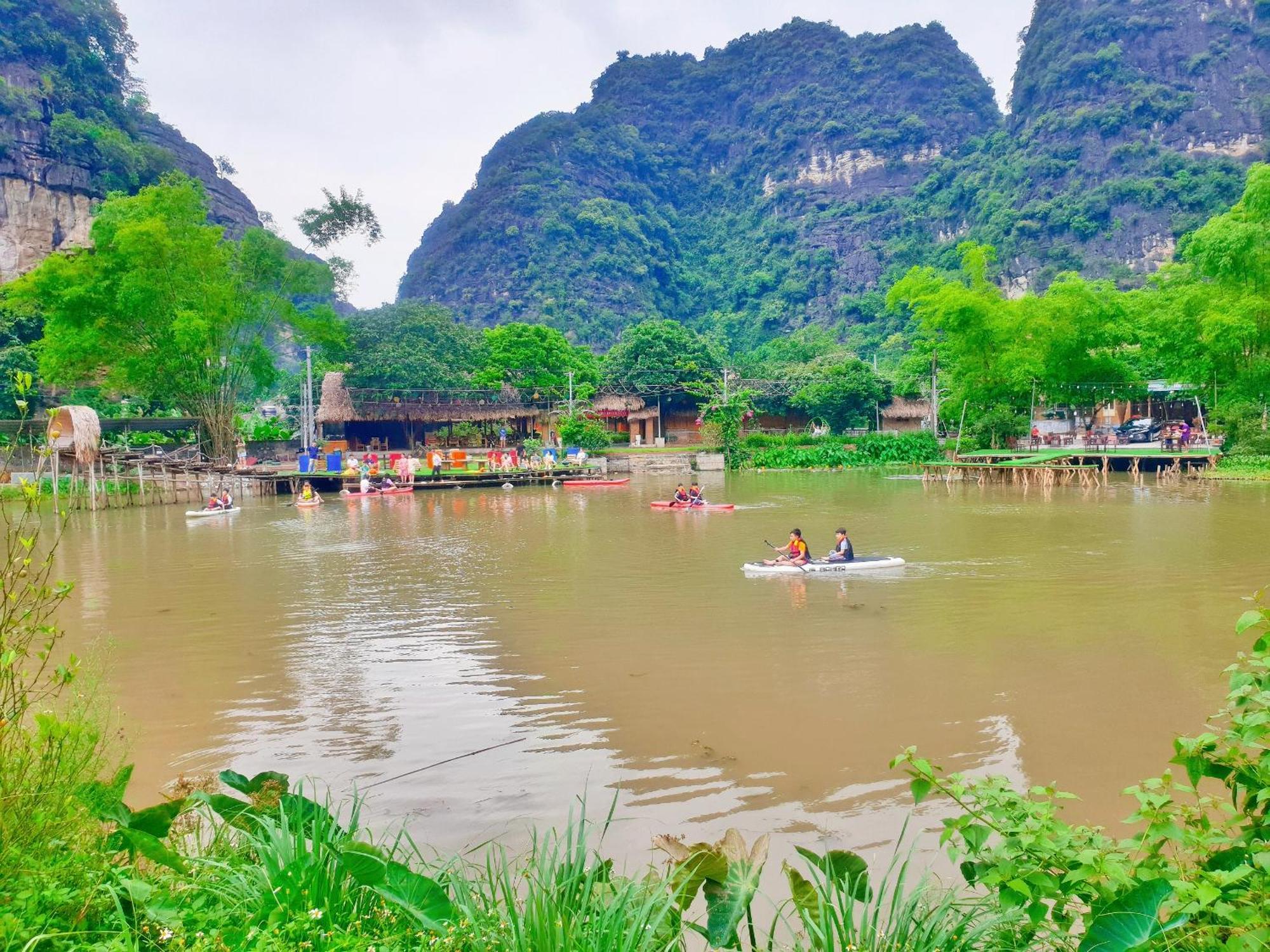 Quoc Khanh Bamboo Homestay Ninh Binh Exterior foto